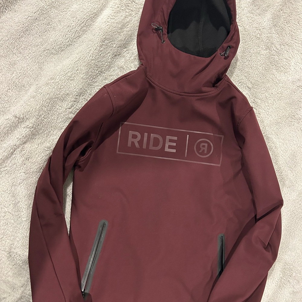 Men’s medium - ( runs a little small) Ride jacket pullover
